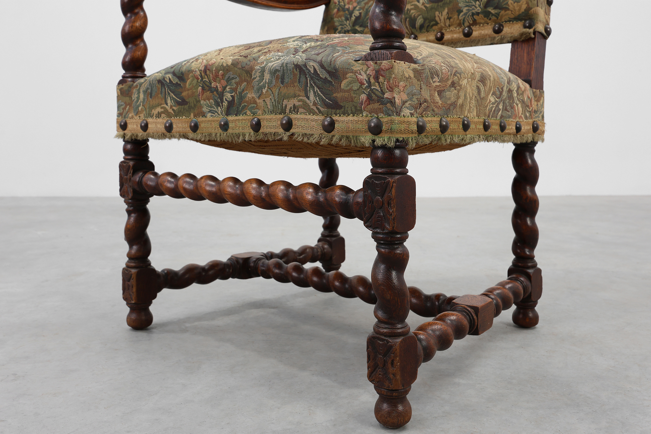 Antique armchair in walnut with tapestry upholstery, UK 17th centurythumbnail